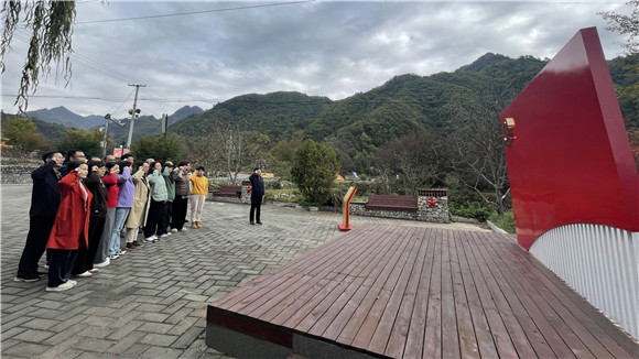 2_副本.jpg 2_副本.jpg